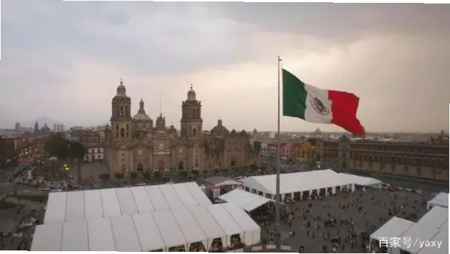 墨西哥城看球必配taco摊：足球与美食的灵魂搭档